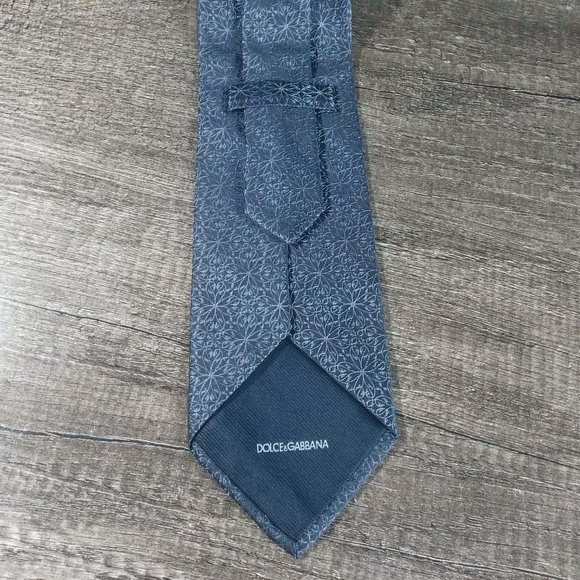 Dolce & Gabbana Italian silk necktie - Picture 4 of 6